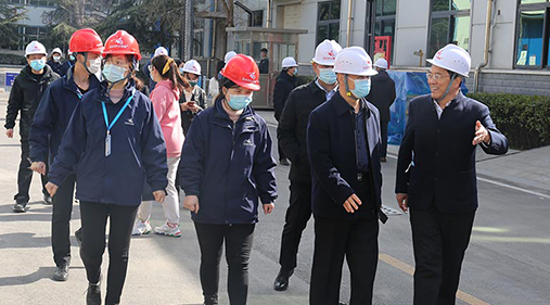 抓质量管理体系提升，促新乡“振动草莓视频下载在线观看”高质量发展